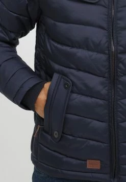 Blend BHCAMARO - Välikausitakki -VaateMesta kauppa 399b820be18b444e9d7392776ff3c847