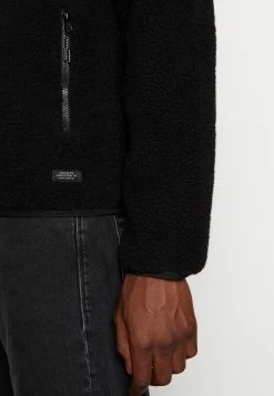 Blend Välikausitakki -VaateMesta kauppa 6a72682b77f1494287a6842f8dc06e13