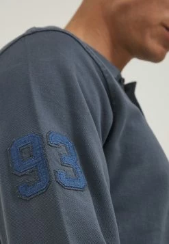 Blend BHDAHOUD - Pikeepaita -VaateMesta kauppa 9553d61905f74488ad14891faf978280