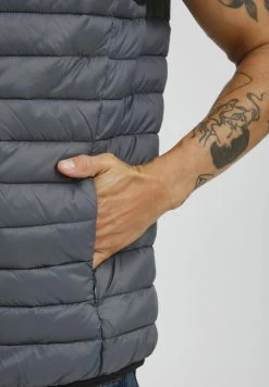 Blend BHWOJTEK - Liivi 11 Blend BHWOJTEK - Liivi -VaateMesta kauppa f960ffc2e319433989c7b6bc87a56b6c